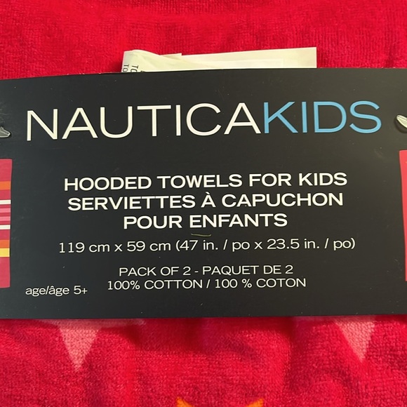 BNWT Nautica Hooded Towels - Package of 2 - Picture 3 of 5